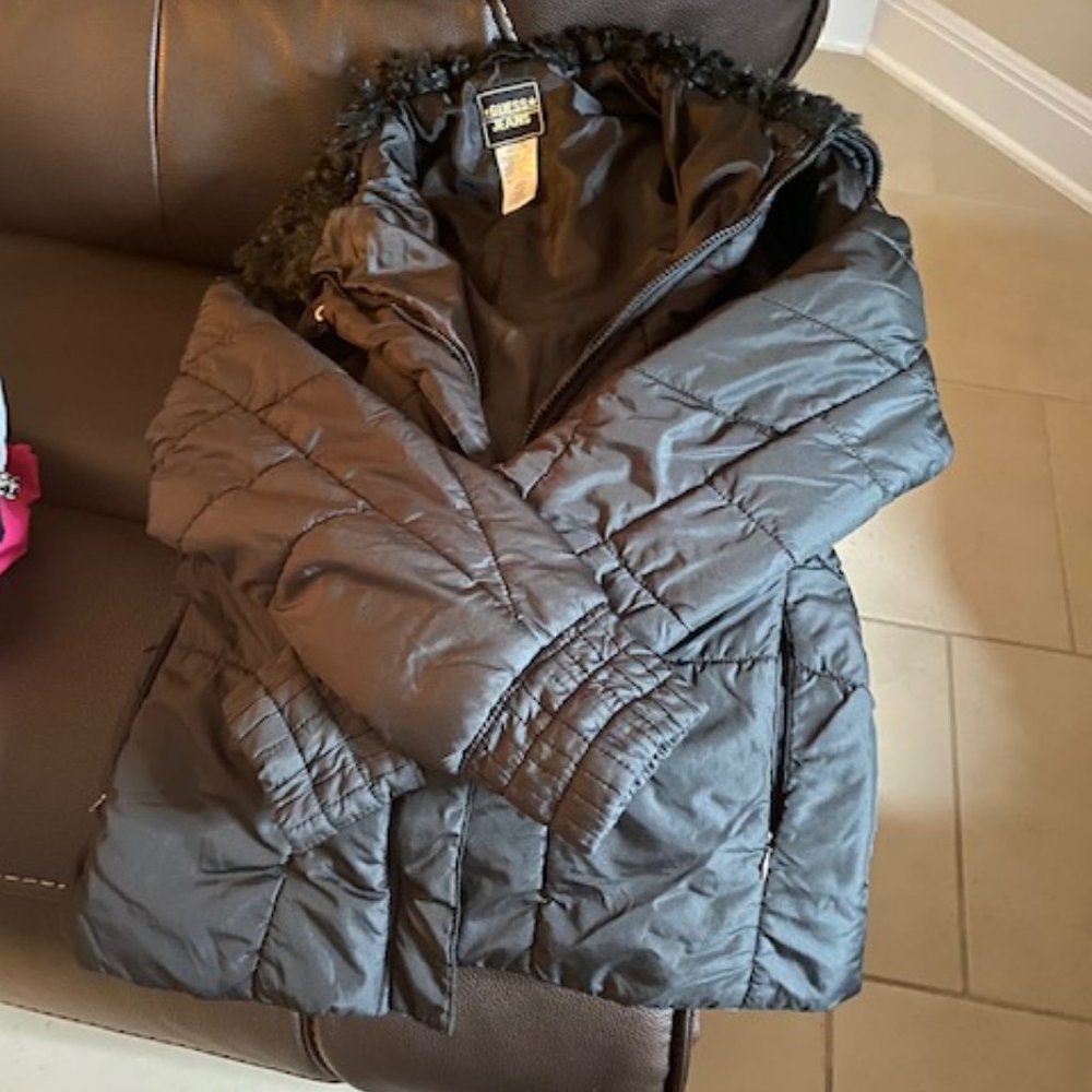 Guess Jeans Black Puffer Faux Fur Jacket Sz Small - Picture 4 of 4